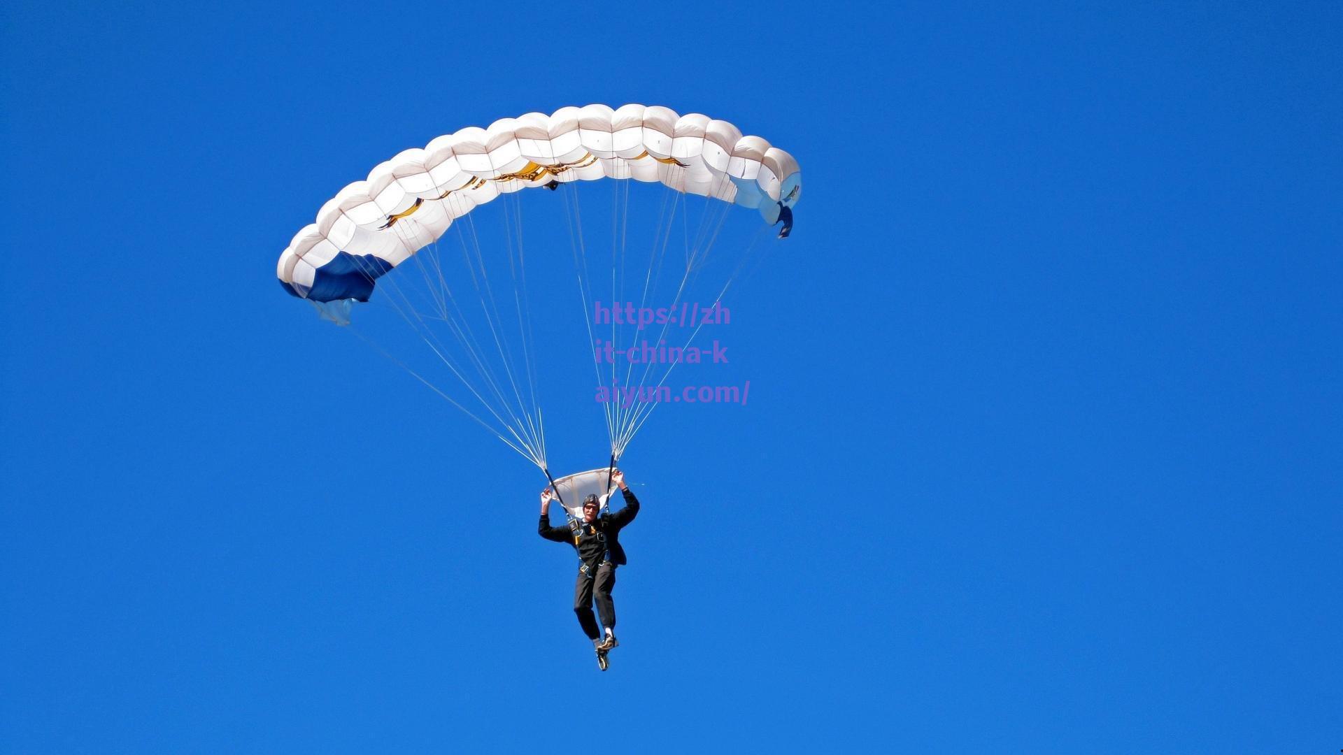 德布劳内告别英超,传奇中场拒绝与曼城为敌,决意远赴海外开启新征程