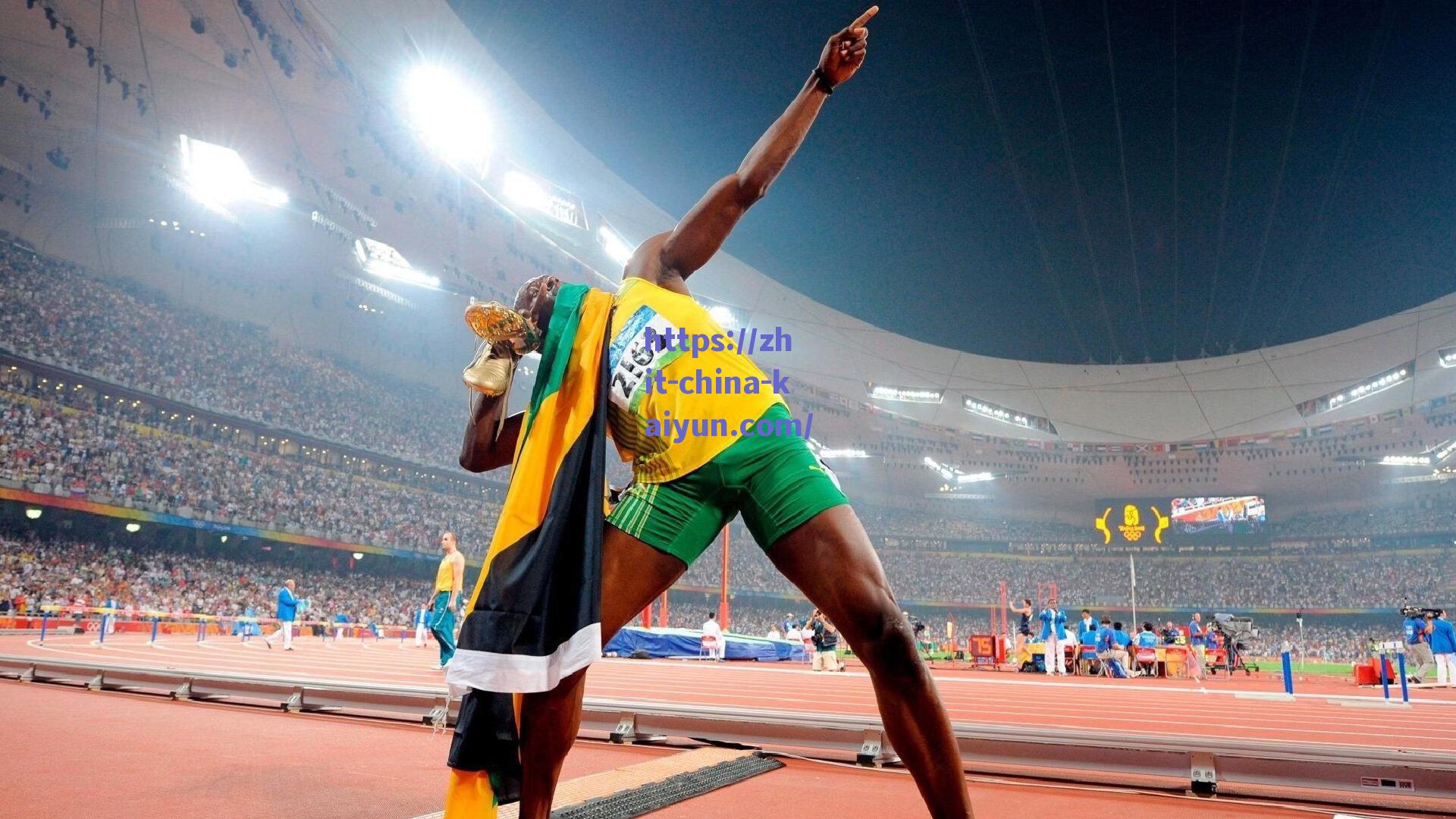 曼联引援风暴再起！埃基蒂克谈判启动，法兰克福天价标牌震撼足坛