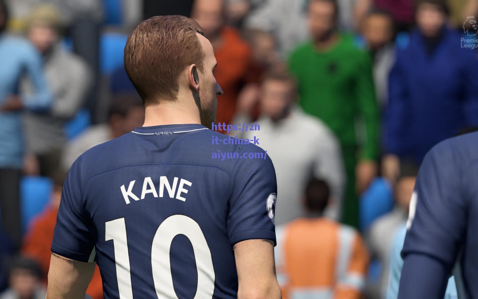 哥俩好！哈弗茨社媒晒与厄德高度假合照引热议，绿茵场外的美好时光